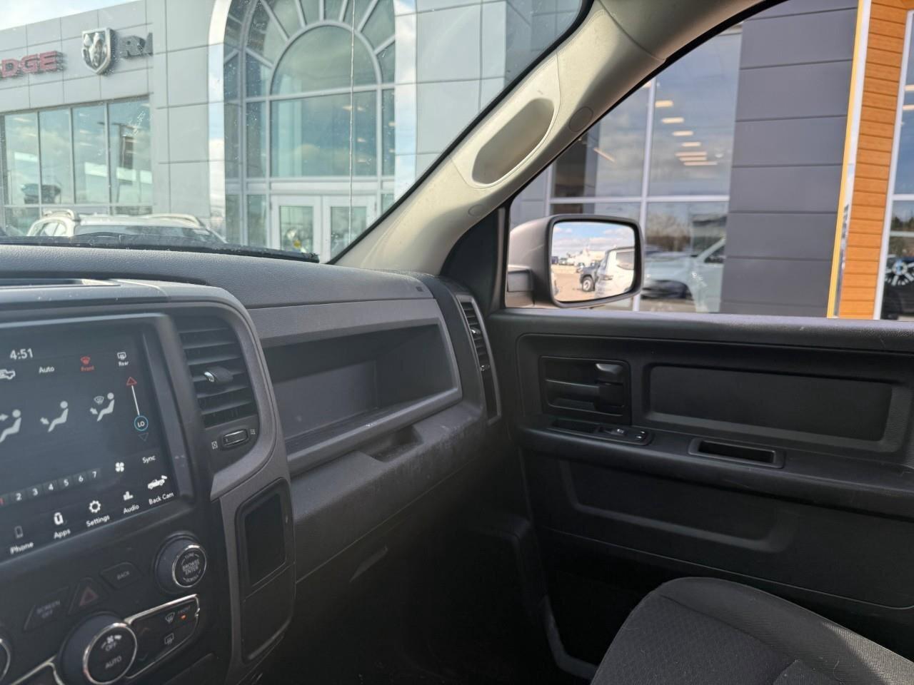 2019 RAM 1500 Classic Express 4x4 Crew Cab 5'7  Box Photo