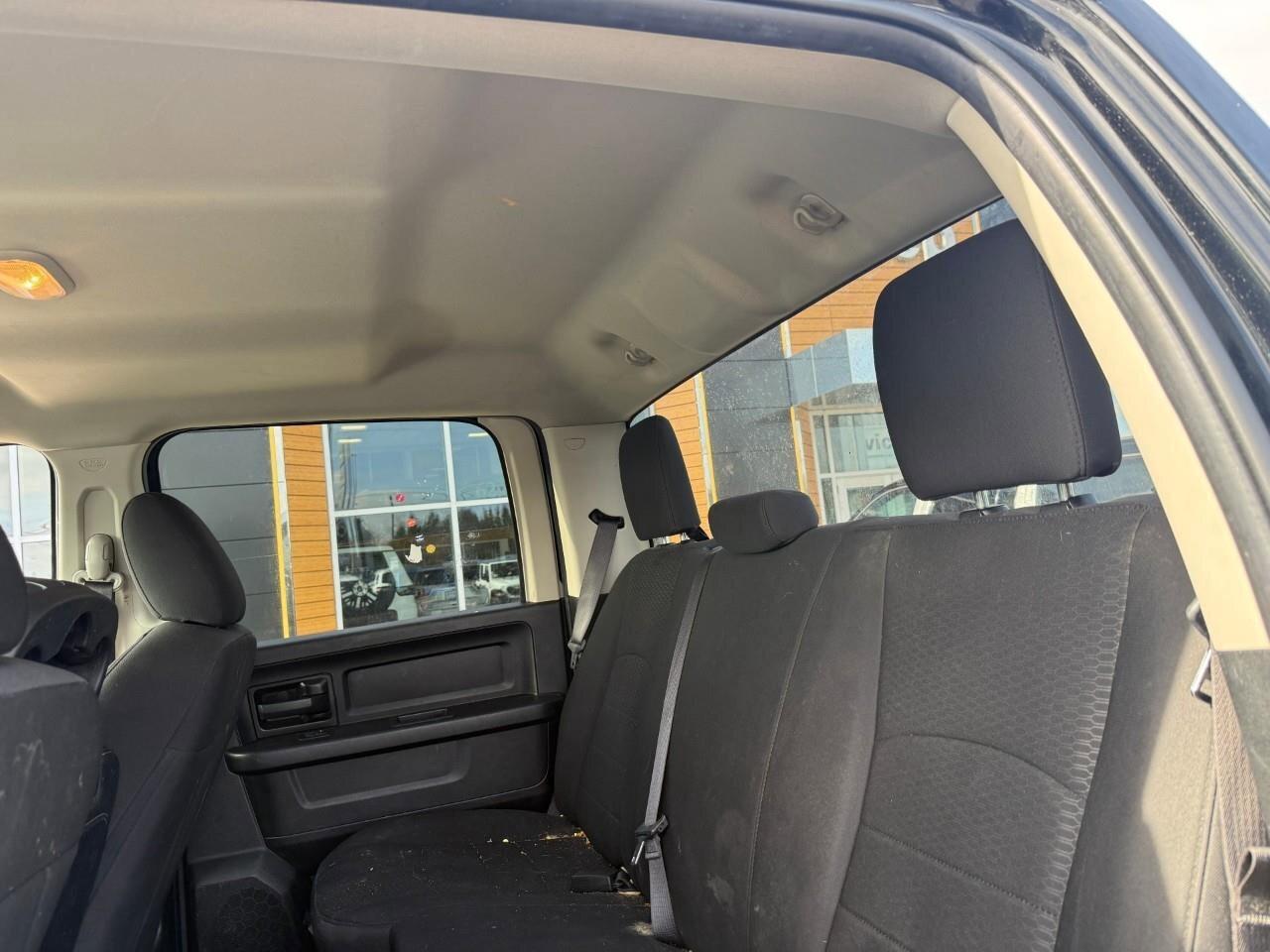 2019 RAM 1500 Classic Express 4x4 Crew Cab 5'7  Box Photo