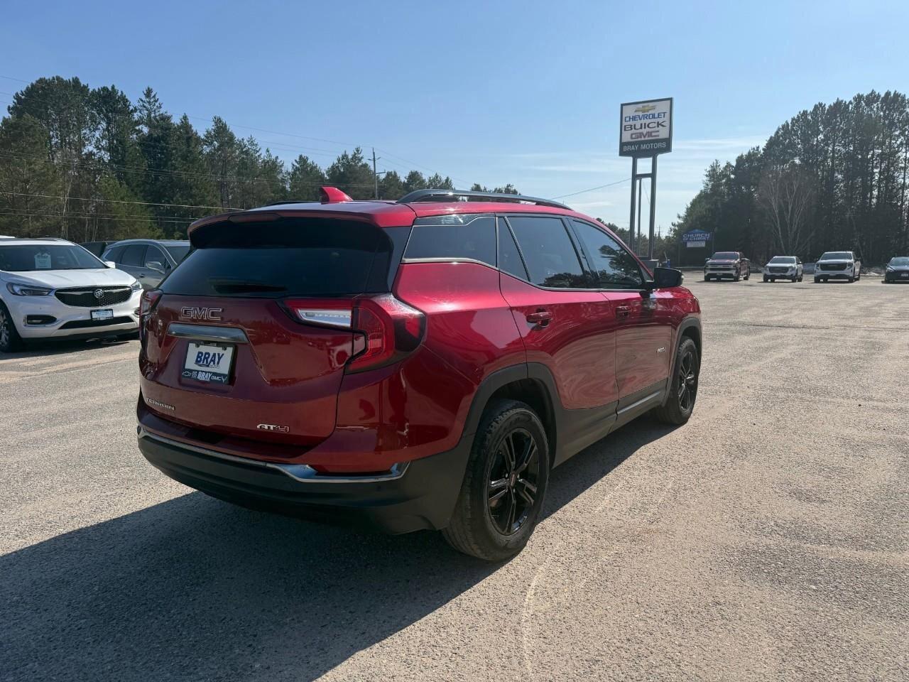 2024 GMC Terrain AT4 SUNROOF. ALL WEATHER MATS. LEATHER. Photo