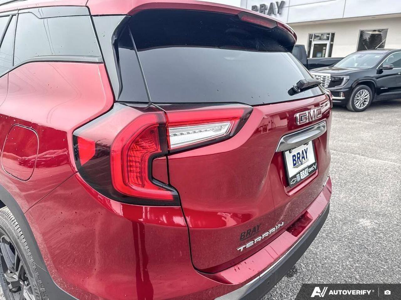 2024 GMC Terrain AT4 SUNROOF. ALL WEATHER MATS. LEATHER. Photo