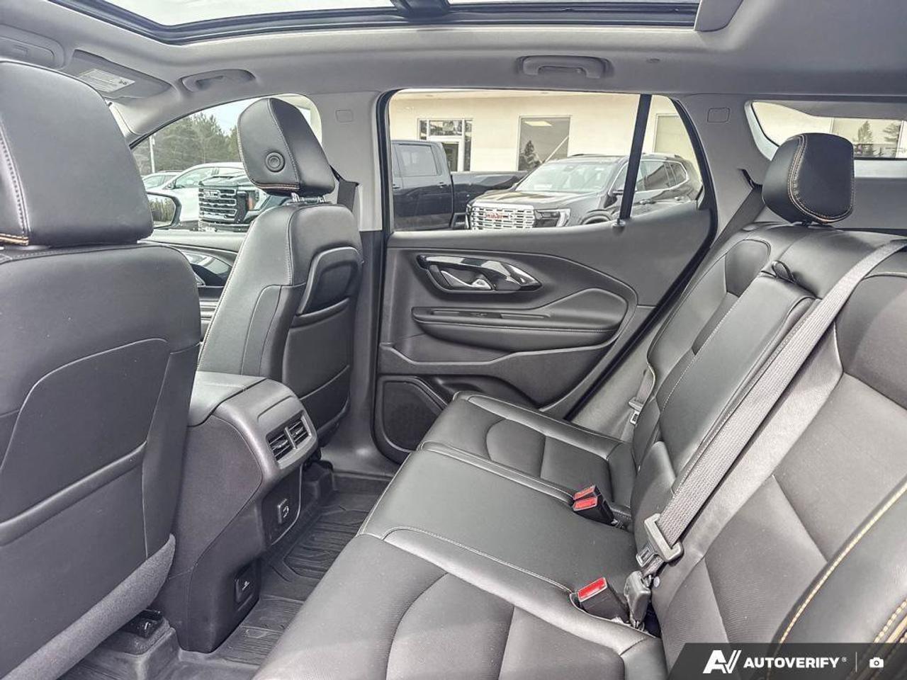 2024 GMC Terrain AT4 SUNROOF. ALL WEATHER MATS. LEATHER. Photo