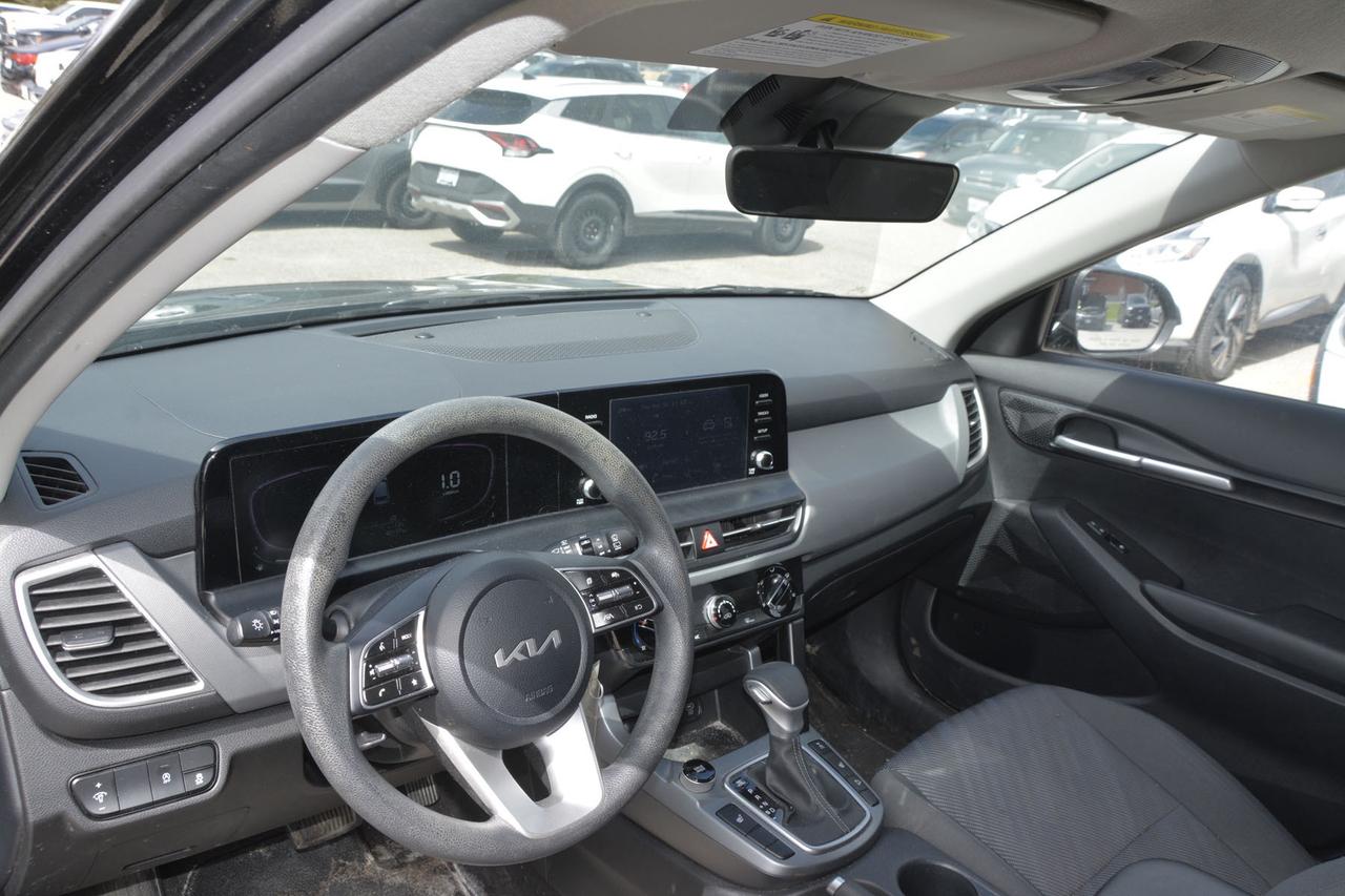 2024 Kia Seltos LX AWD   APPLE CARPLAY   BACK UP CAMERA Photo