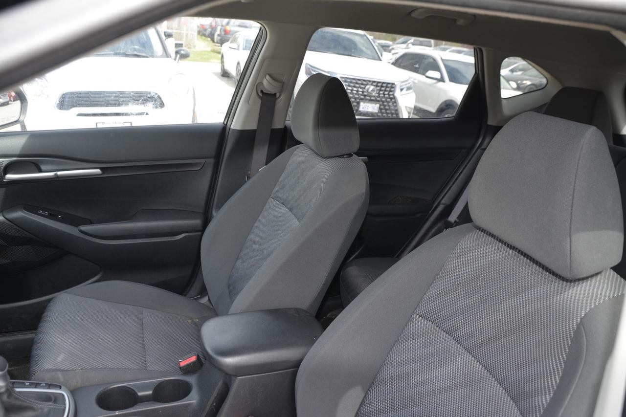 2024 Kia Seltos LX AWD   APPLE CARPLAY   BACK UP CAMERA Photo