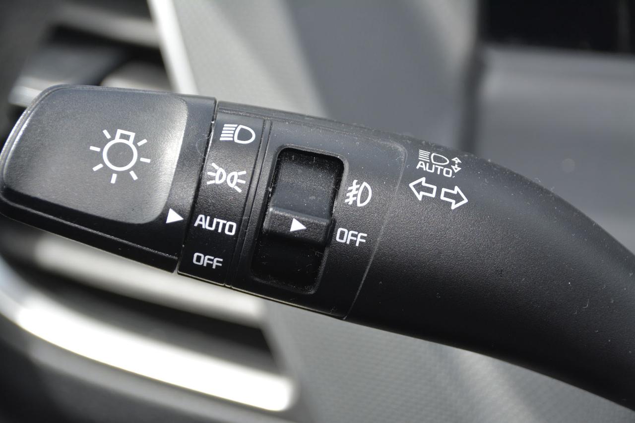 2024 Kia Seltos LX AWD   APPLE CARPLAY   BACK UP CAMERA Photo