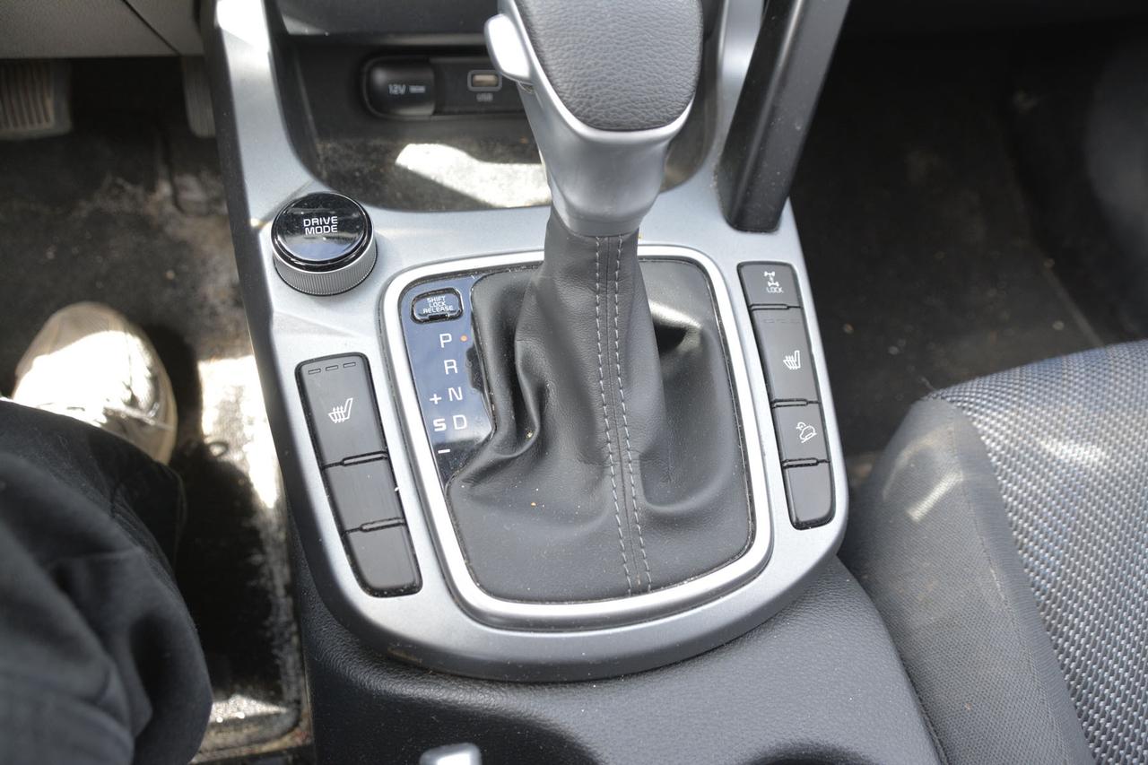 2024 Kia Seltos LX AWD   APPLE CARPLAY   BACK UP CAMERA Photo