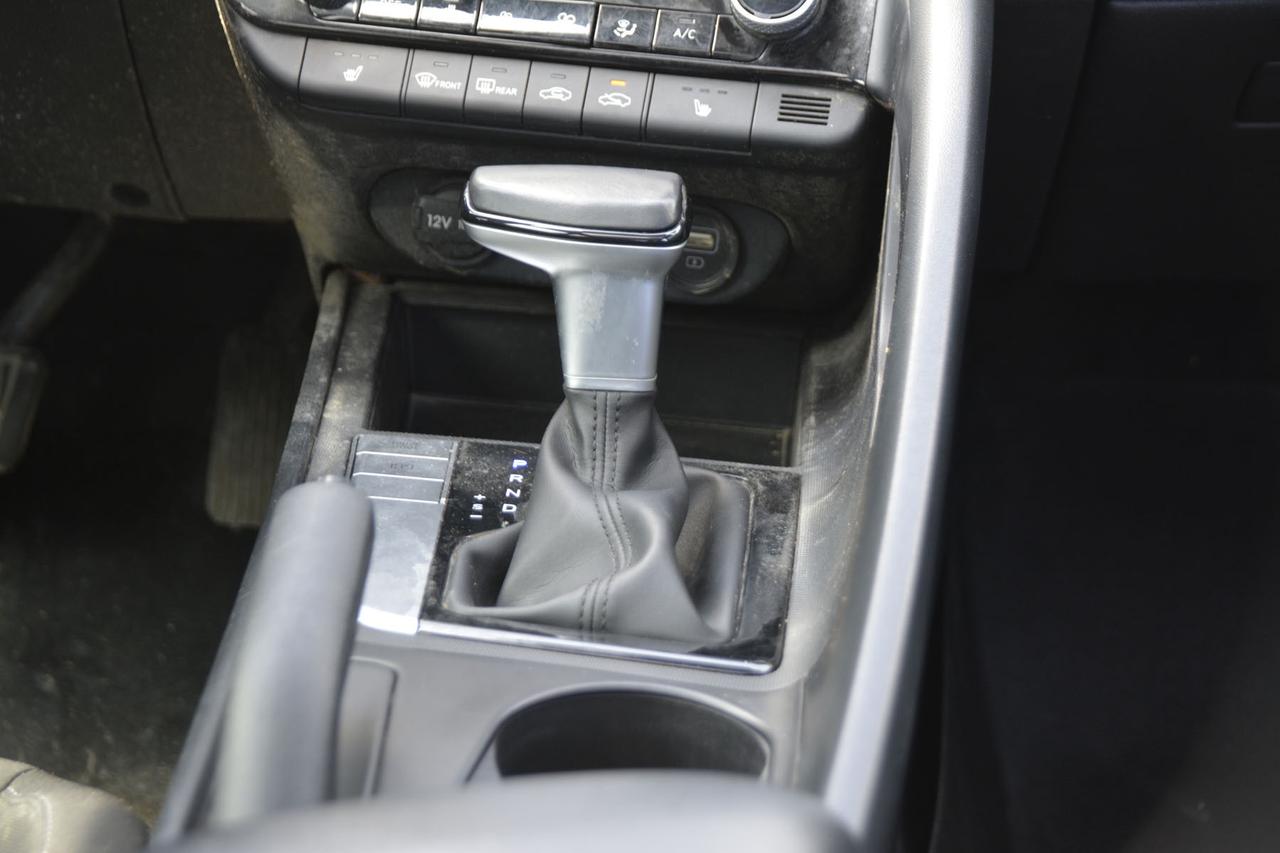 2022 Hyundai Elantra Preferred w-Sun & Tech Package Photo