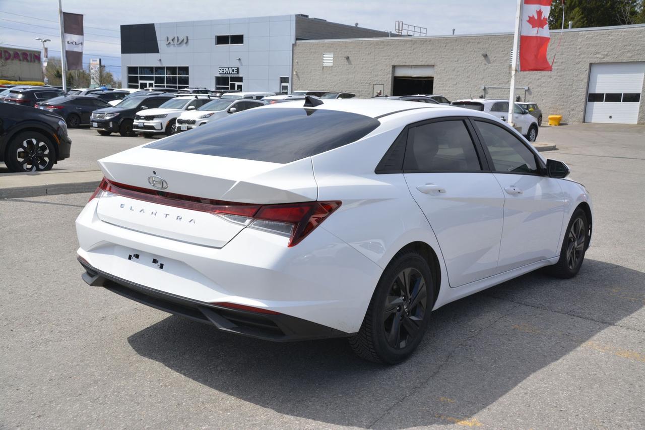 2022 Hyundai Elantra Preferred w-Sun & Tech Package Photo