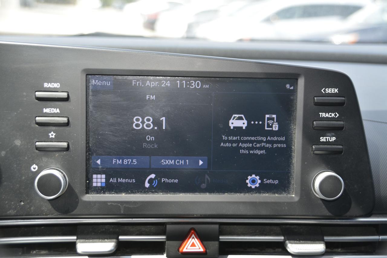 2022 Hyundai Elantra Preferred w-Sun & Tech Package Photo