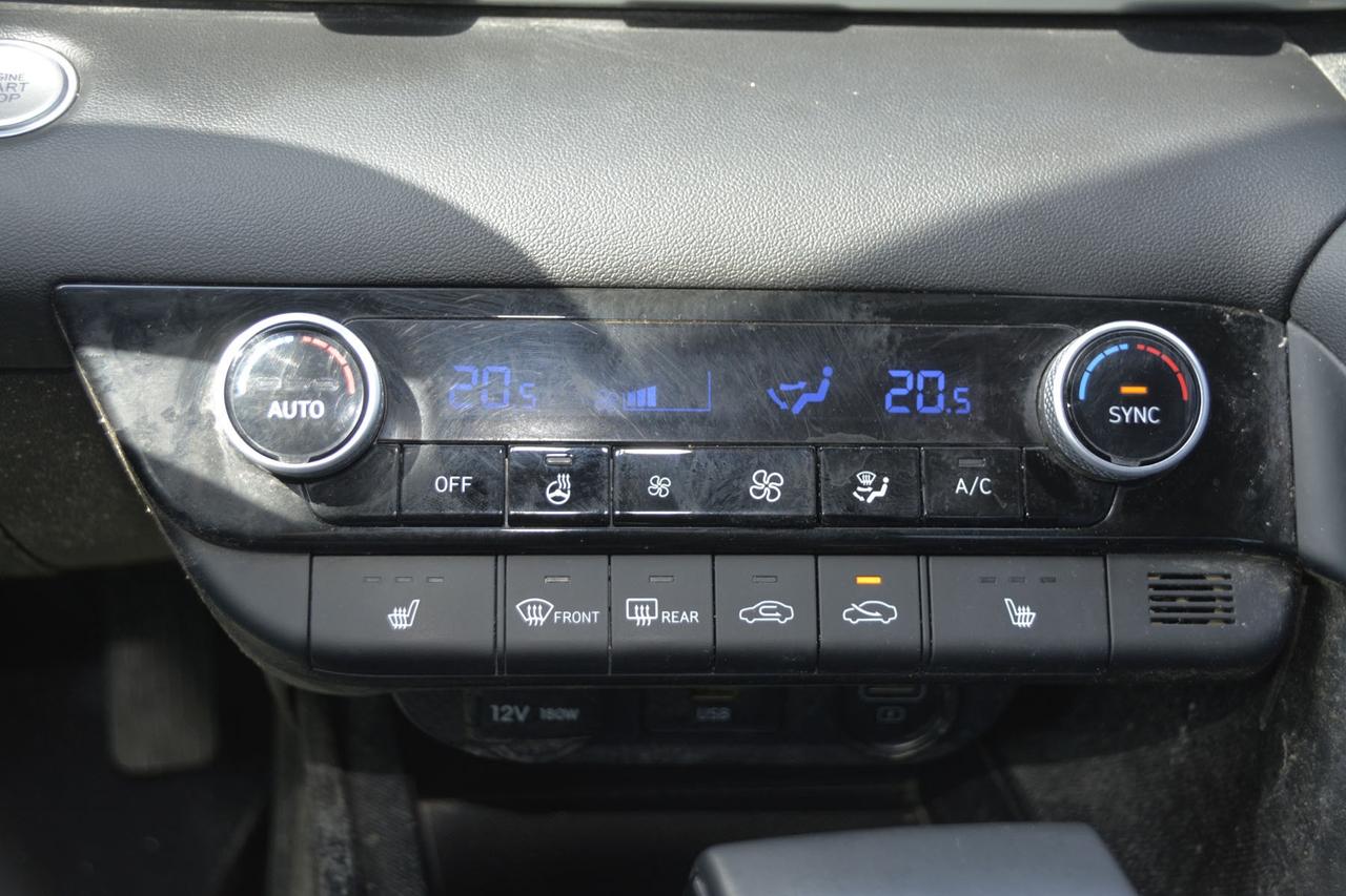 2022 Hyundai Elantra Preferred w-Sun & Tech Package Photo