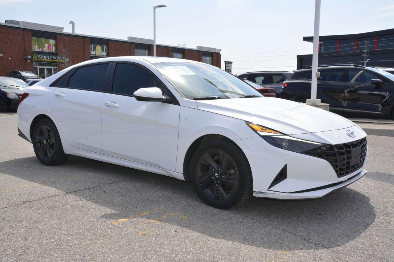 2022 Hyundai Elantra Preferred Photo