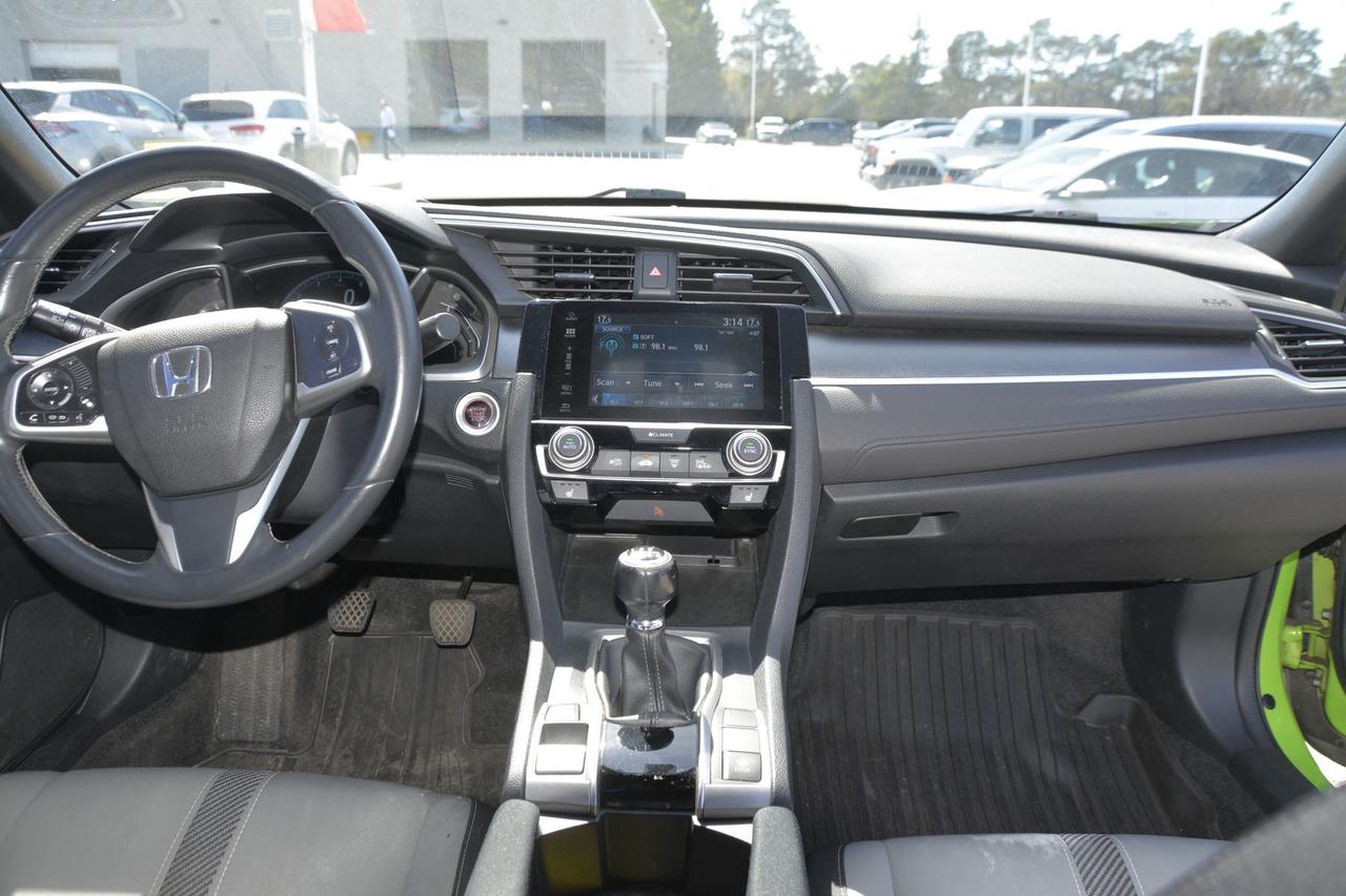 2017 Honda Civic 2dr Man EX-T Photo