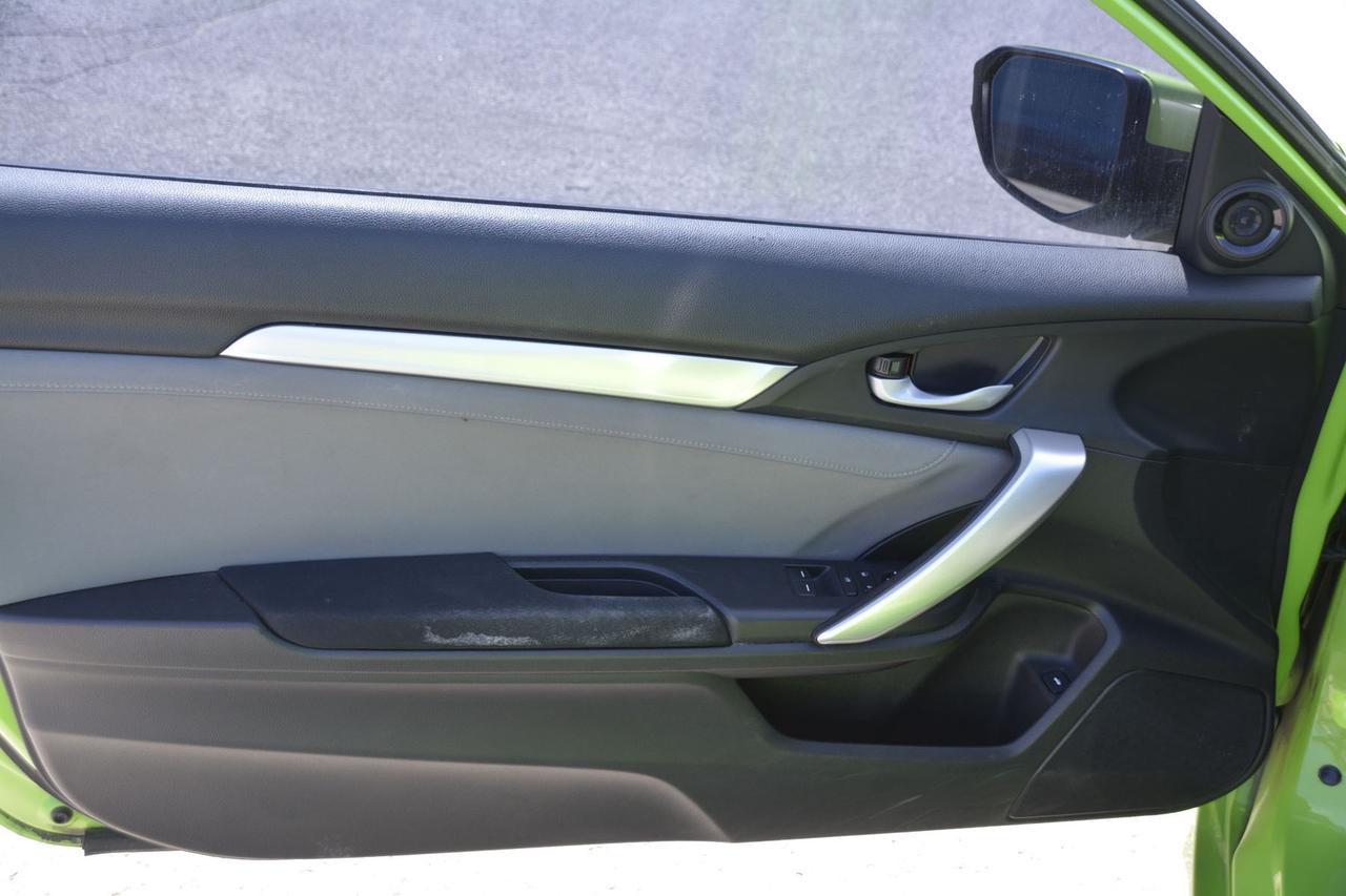 2017 Honda Civic 2dr Man EX-T Photo
