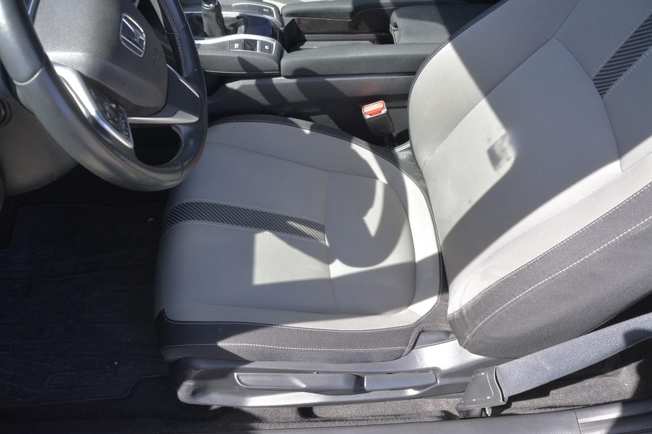 2017 Honda Civic 2dr Man EX-T Photo