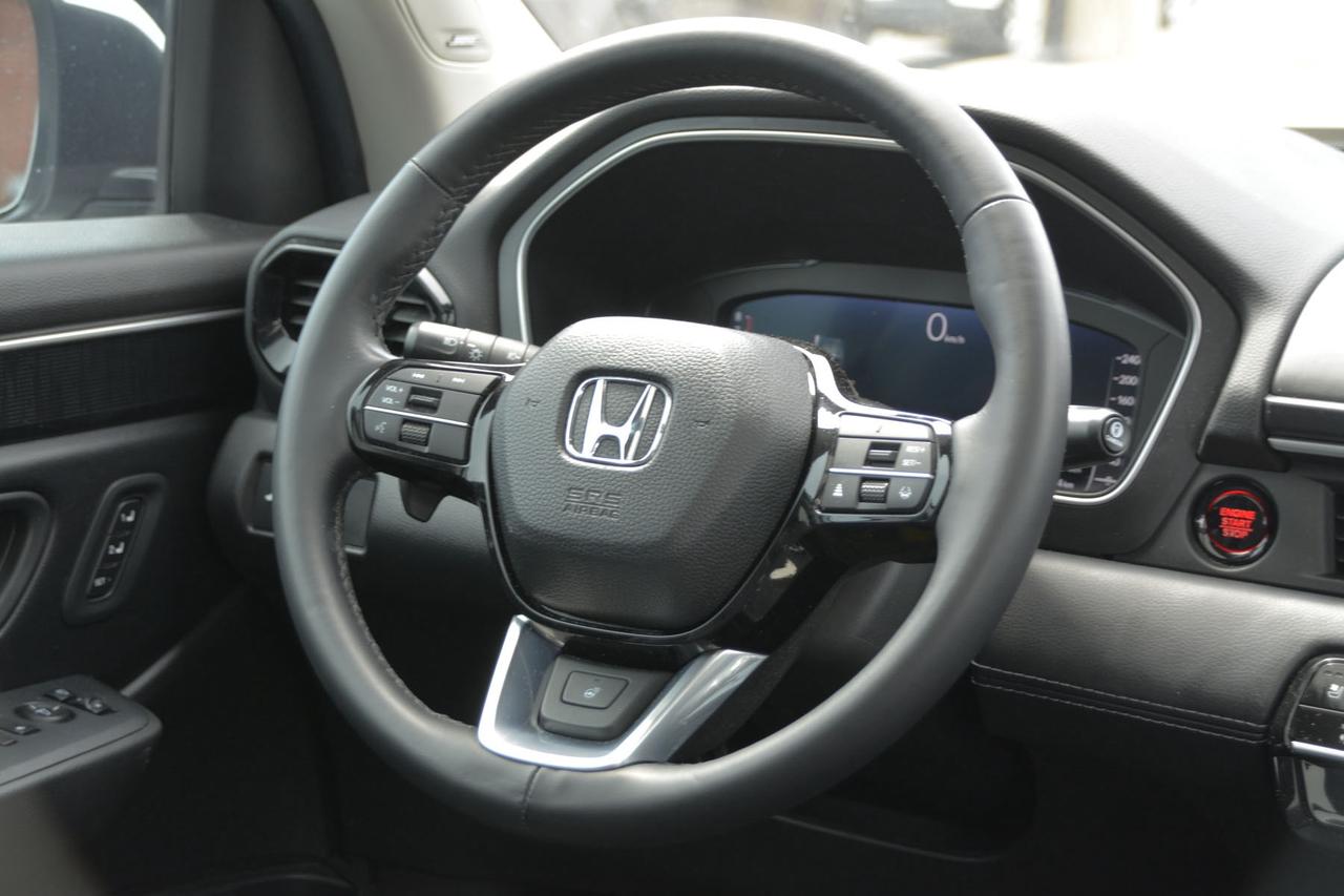 2025 Honda Pilot Touring AWD Photo