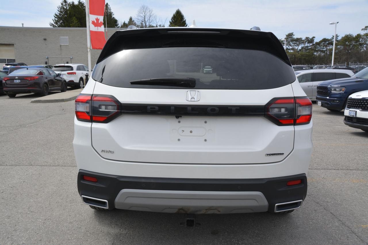 2025 Honda Pilot Touring AWD Photo