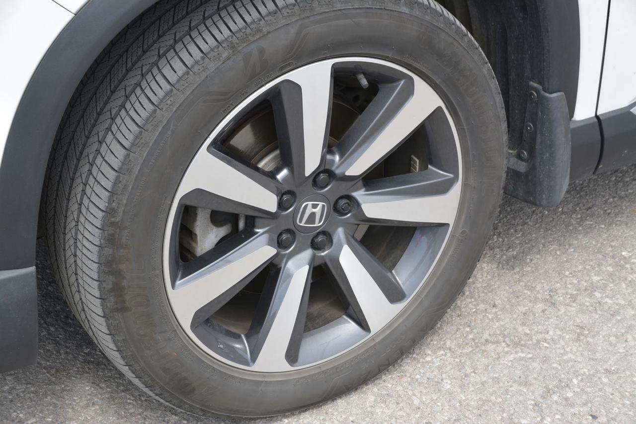 2025 Honda Pilot Touring AWD Photo