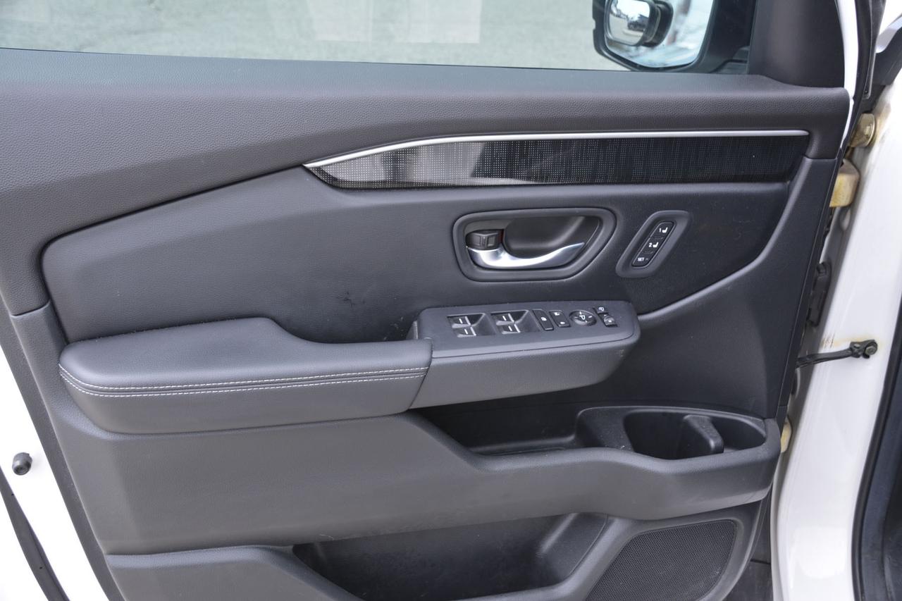 2025 Honda Pilot Touring AWD Photo