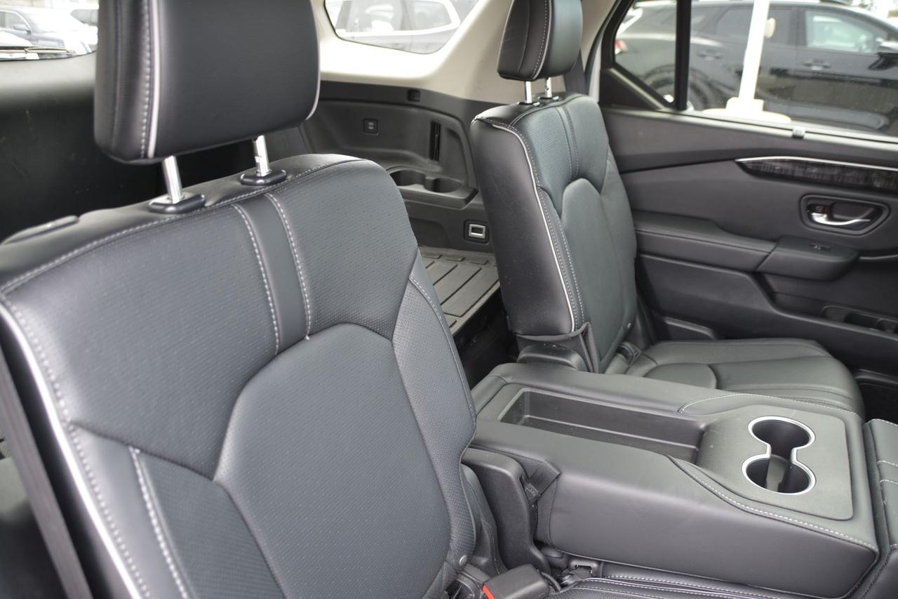 2025 Honda Pilot Touring AWD Photo