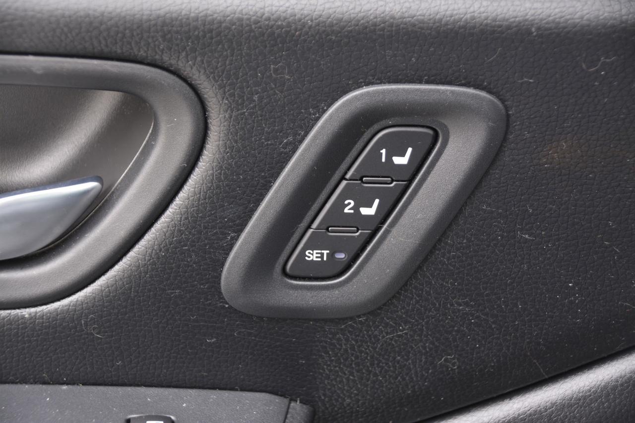2025 Honda Pilot Touring AWD Photo