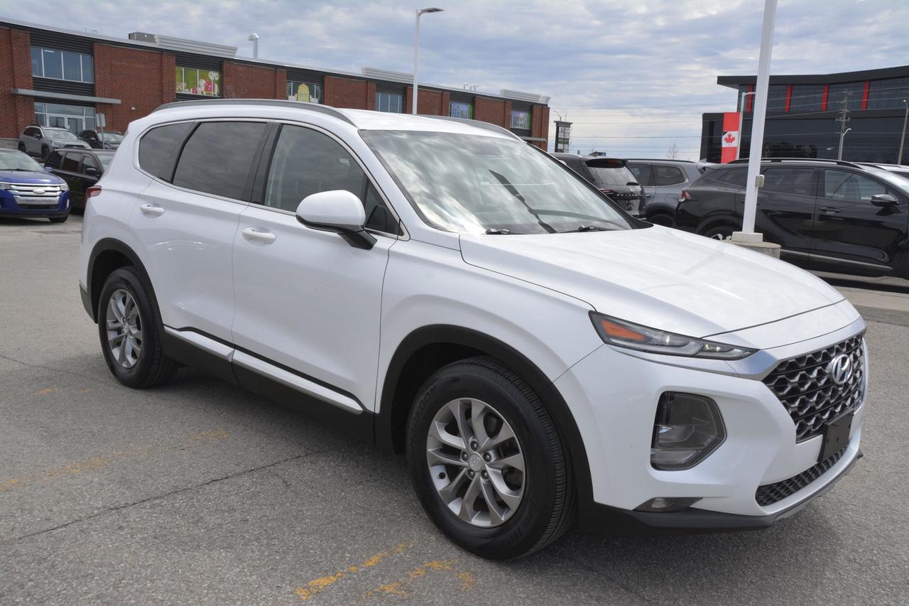 2020 Hyundai Santa Fe 2.4L Essential FWD Photo