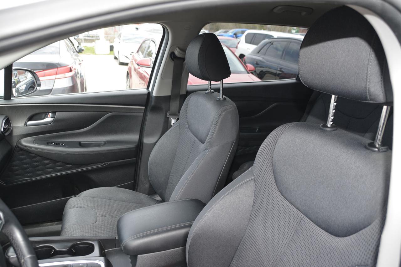 2020 Hyundai Santa Fe 2.4L Essential FWD Photo