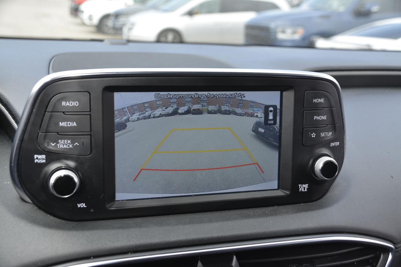 2020 Hyundai Santa Fe 2.4L Essential FWD Photo