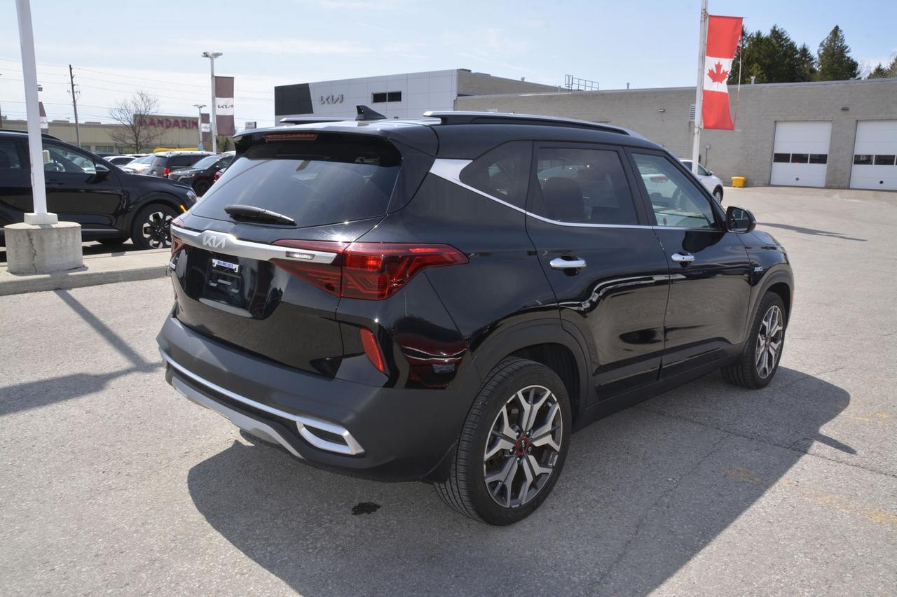 2022 Kia Seltos SX Turbo AWD w-Burgundy Interior Photo