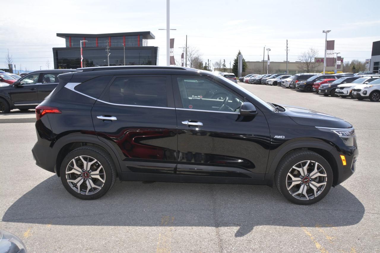 2022 Kia Seltos SX Turbo AWD w-Burgundy Interior Photo