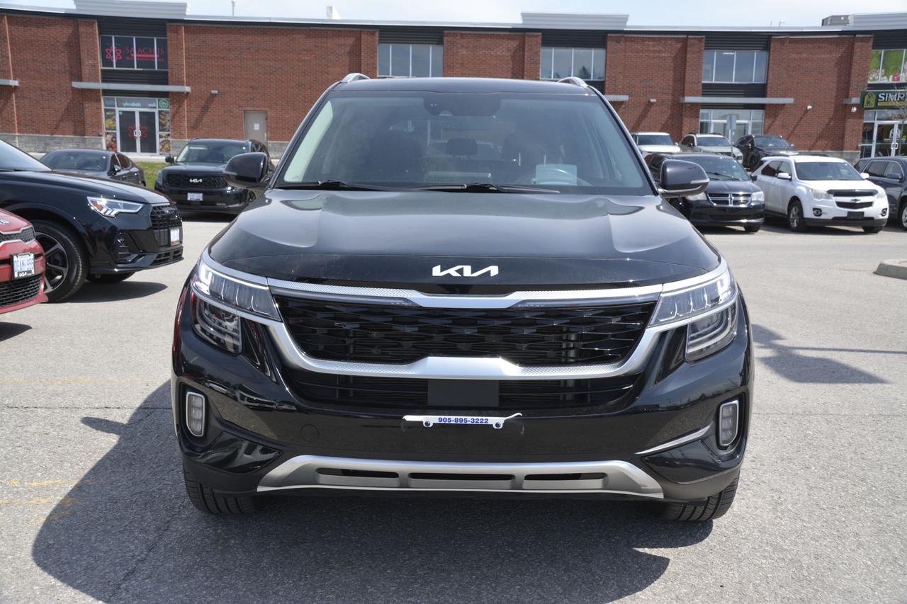 2022 Kia Seltos SX Turbo AWD w-Burgundy Interior Photo