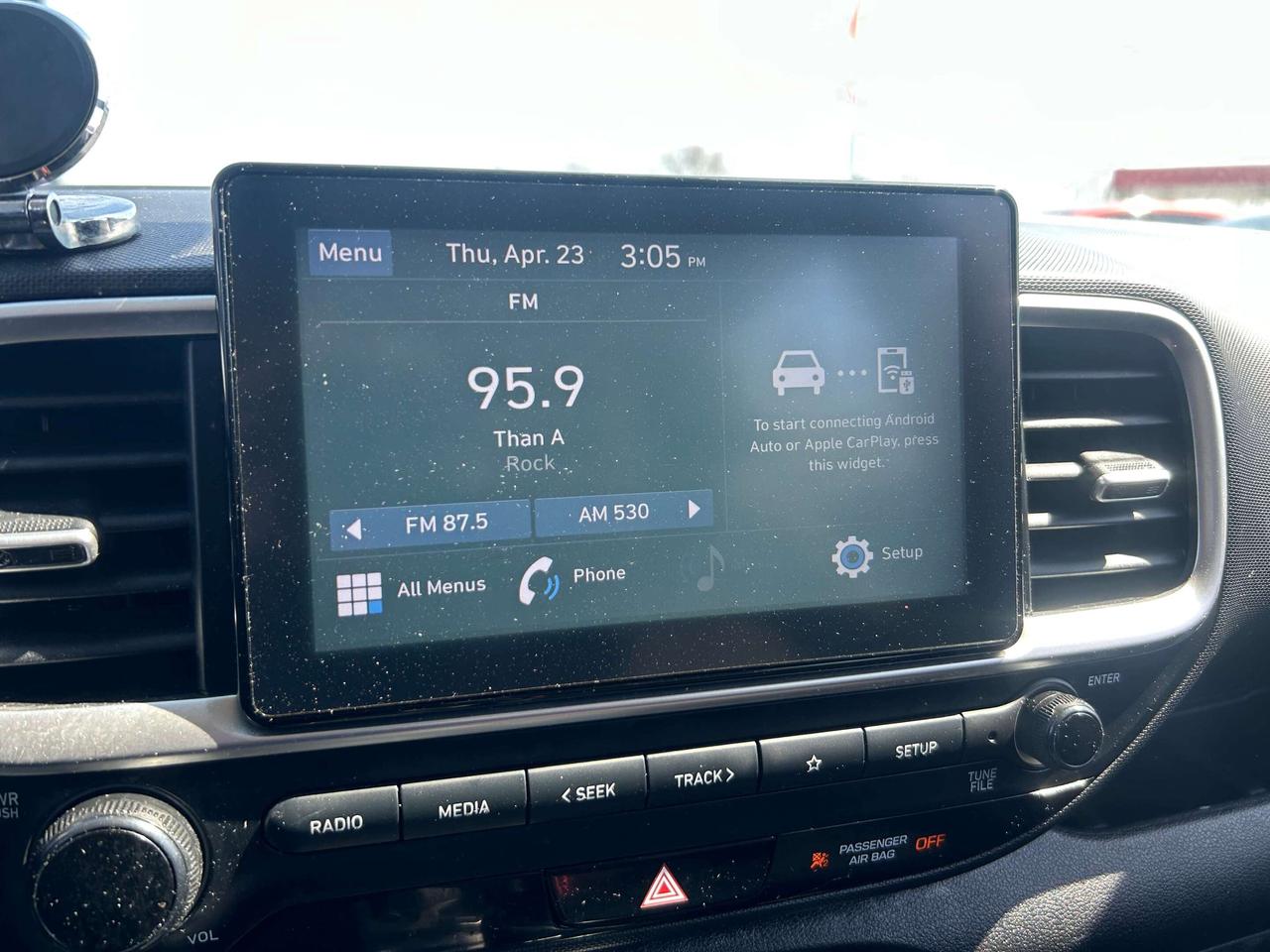 2021 Hyundai Venue PREFERRED, CLEAN CARFAX, HEATED SEATS, BACK UP CAM Photo