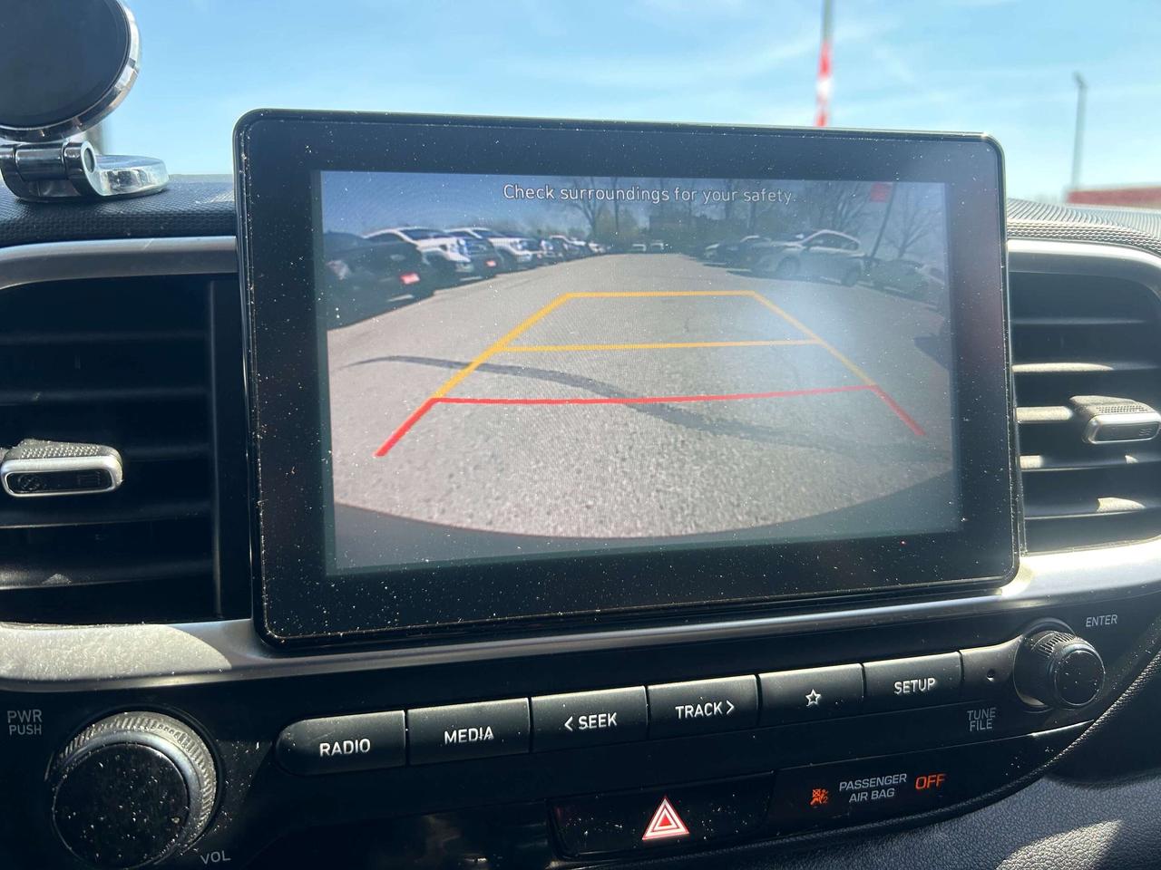 2021 Hyundai Venue PREFERRED, CLEAN CARFAX, HEATED SEATS, BACK UP CAM Photo