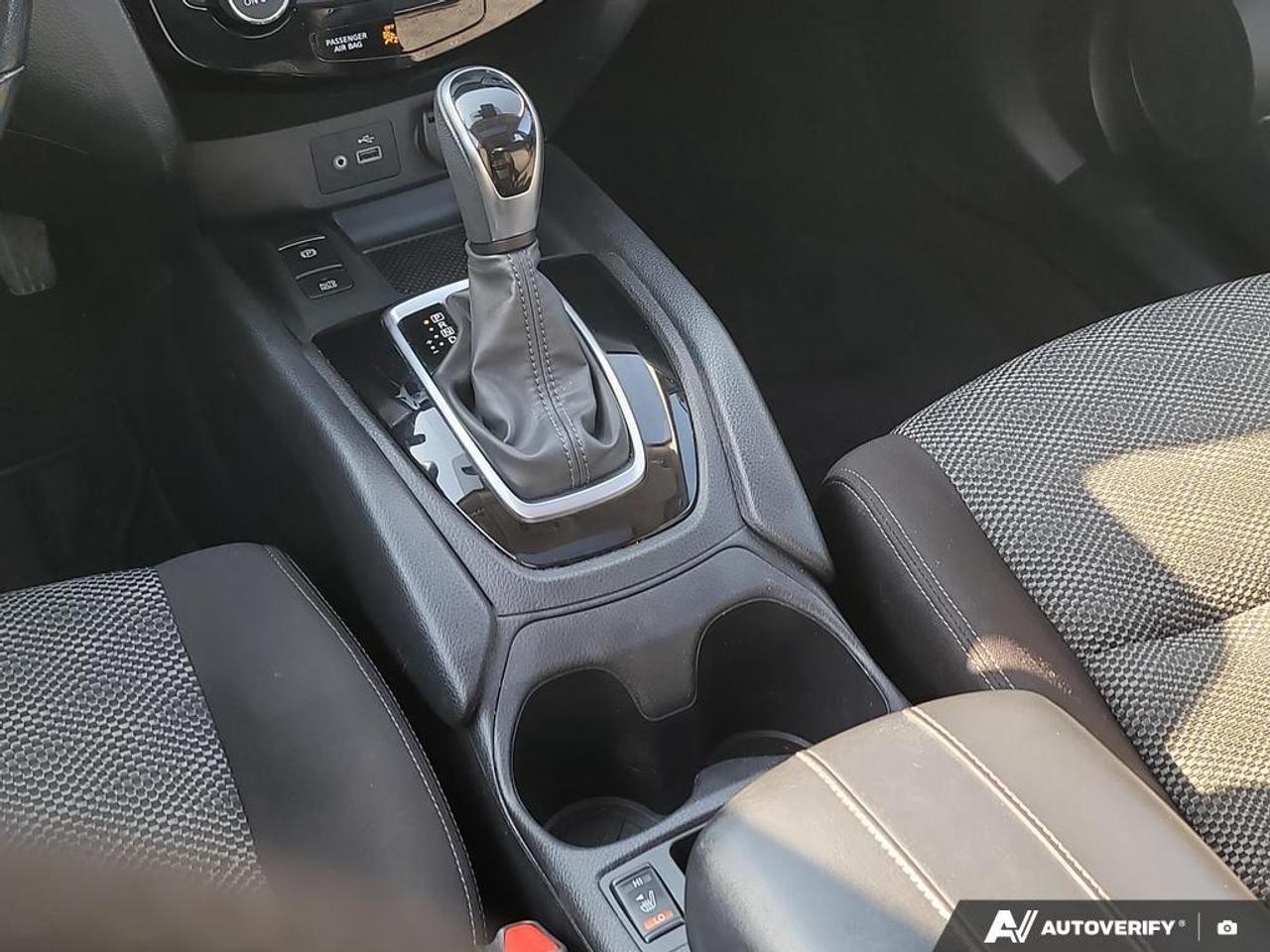 2021 Nissan Qashqai SV HEATED SEATS   SMART DEVICE INEGRATION   LANE A Photo