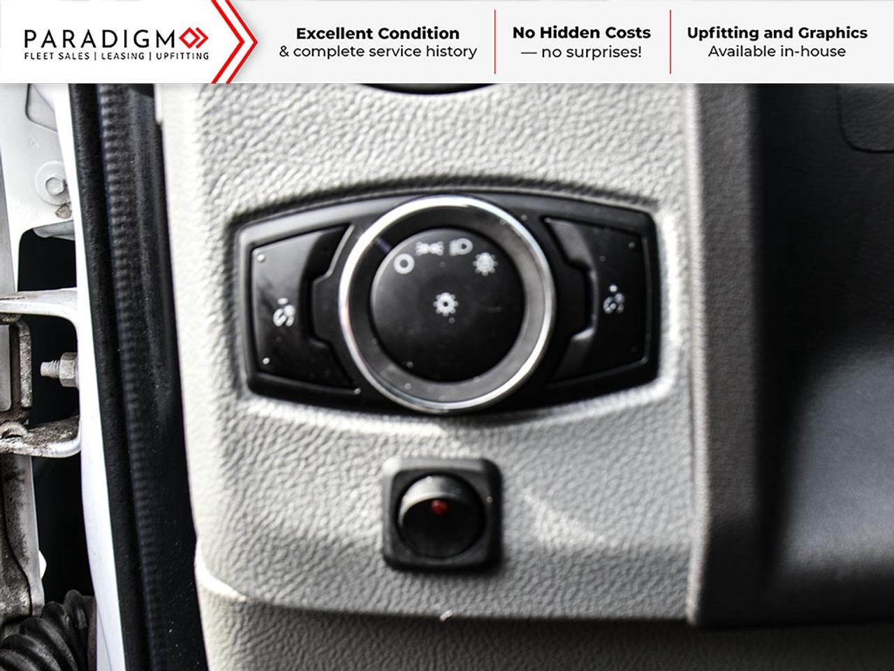 2024 Ford E-Series Cutaway 176" 16 ft Cube Box Standard Truck With Liftgate Photo