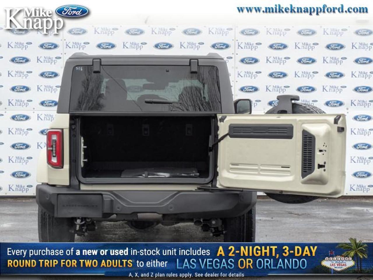 2026 Ford Bronco Outer Banks Photo