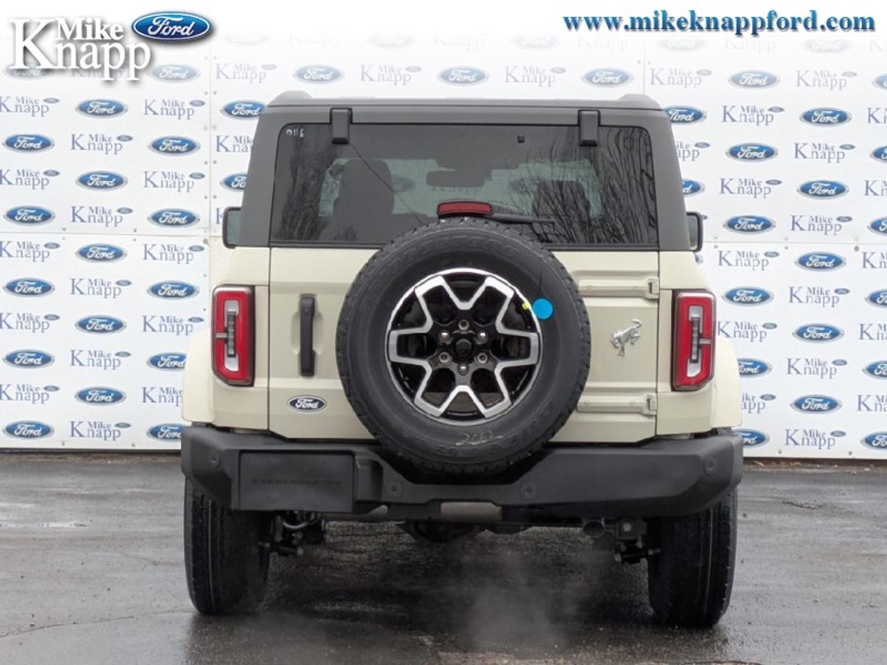 2026 Ford Bronco Outer Banks Photo