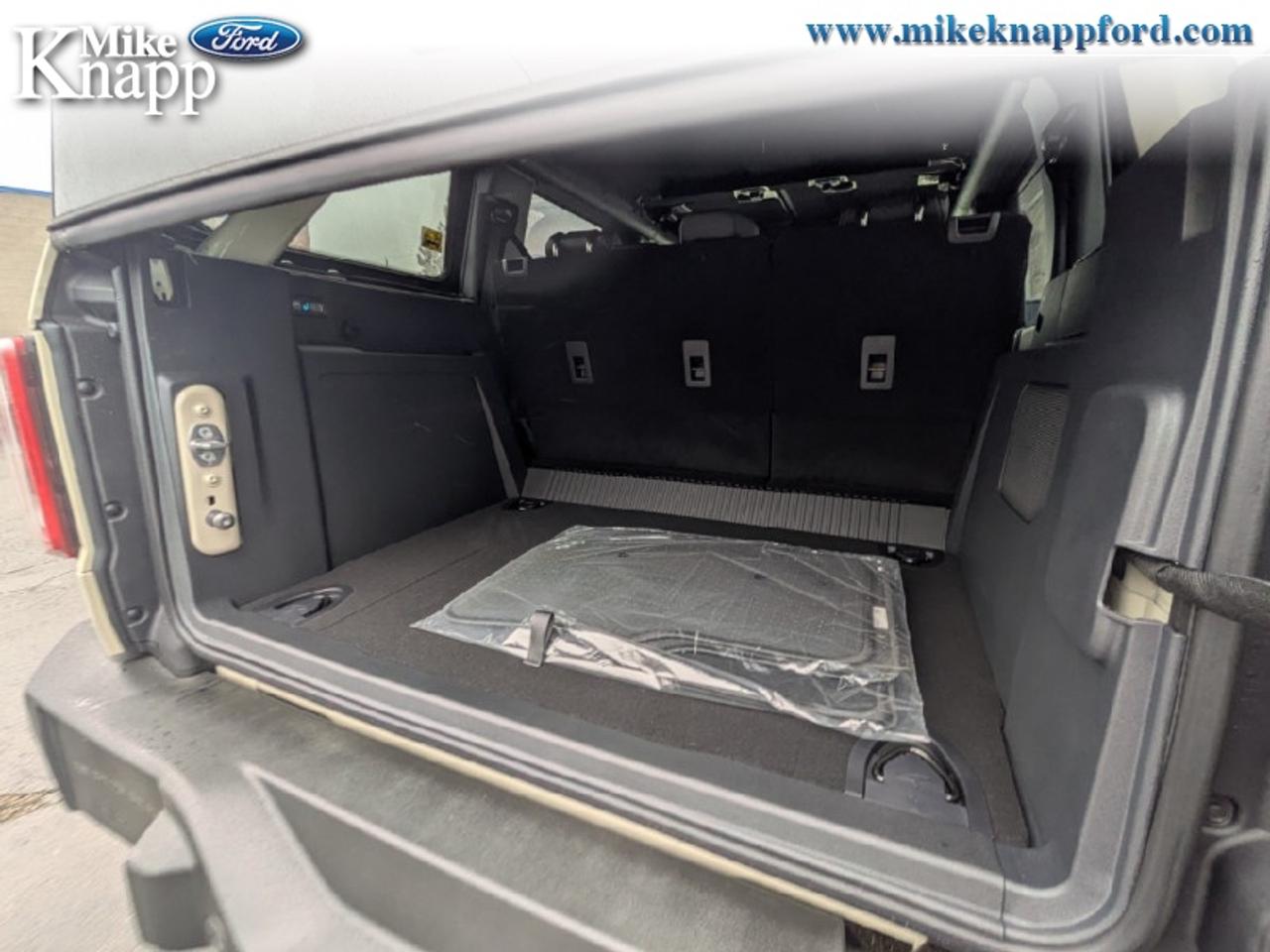2026 Ford Bronco Outer Banks Photo
