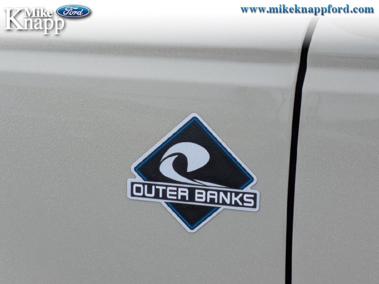 2026 Ford Bronco Outer Banks Photo