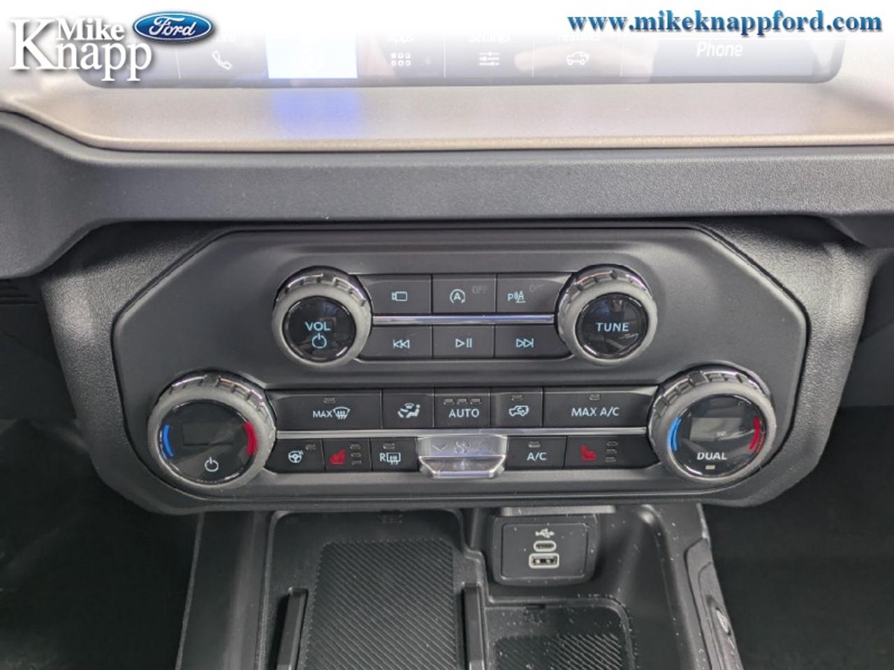 2026 Ford Bronco Outer Banks Photo