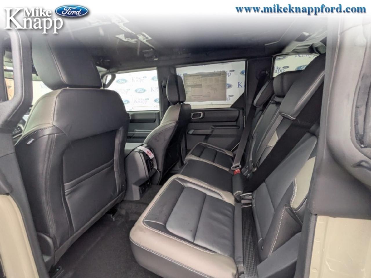 2026 Ford Bronco Outer Banks Photo