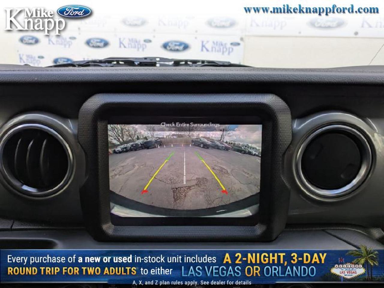 2023 Jeep Wrangler Sahara Photo