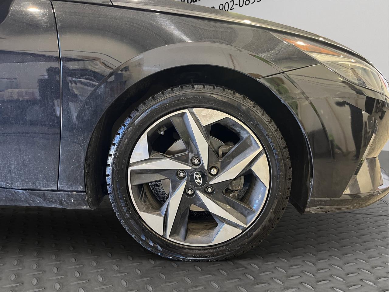 2022 Hyundai Elantra Ultimate | Reverse Cam | Sunroof Photo