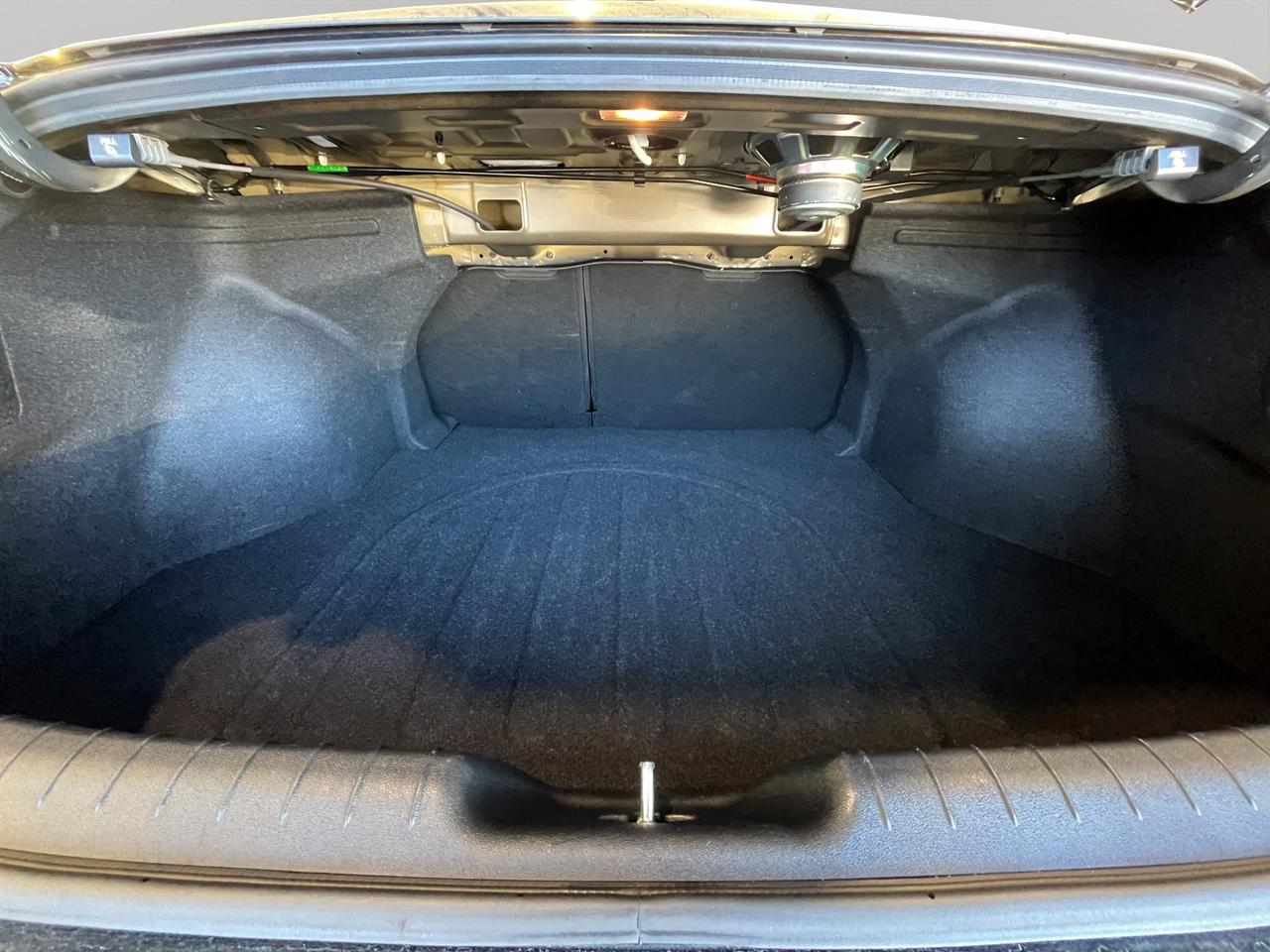 2022 Hyundai Elantra Ultimate | Reverse Cam | Sunroof Photo