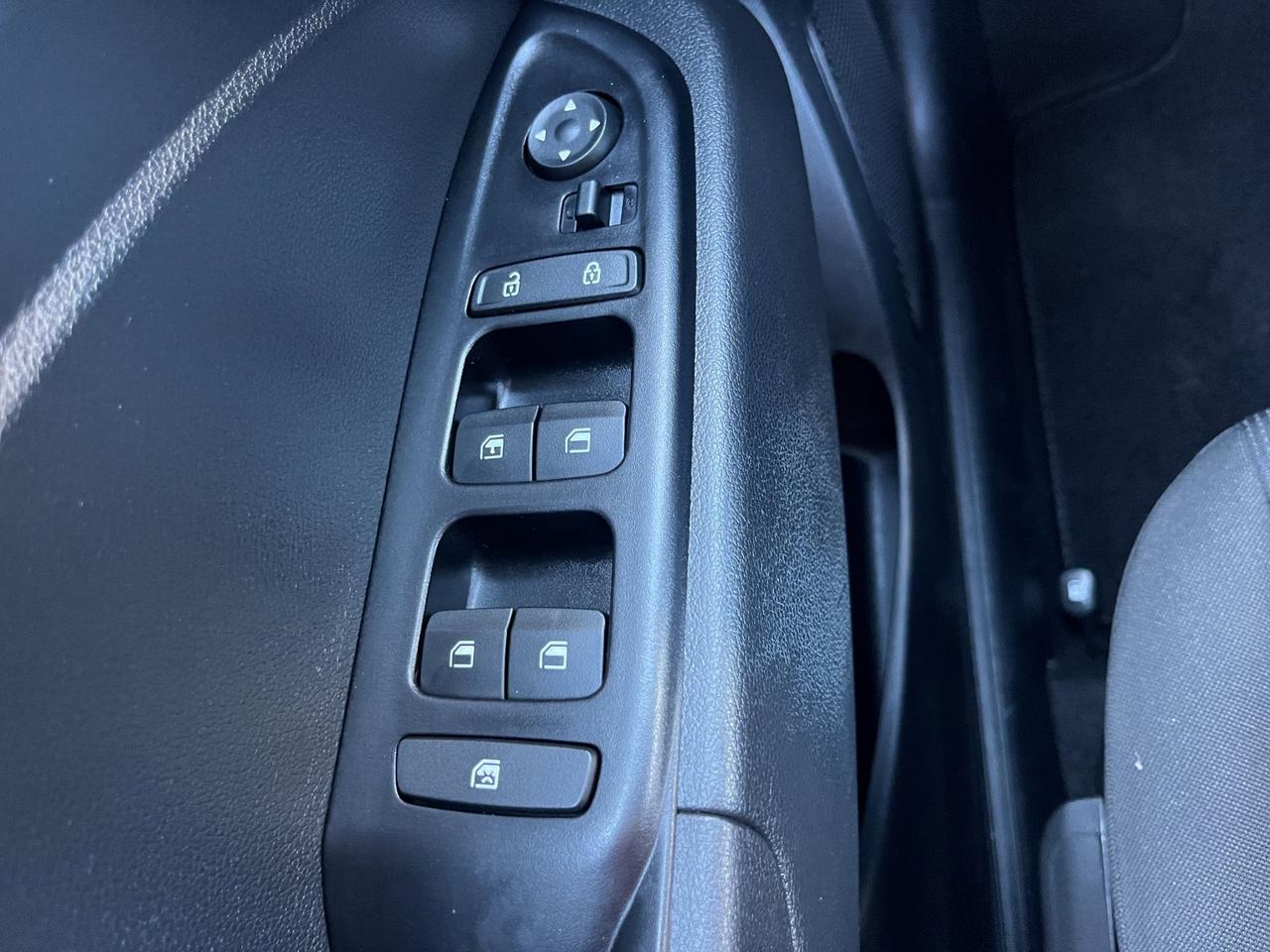 2023 Hyundai Venue Essential | Reverse Cam | Heated Seats Photo