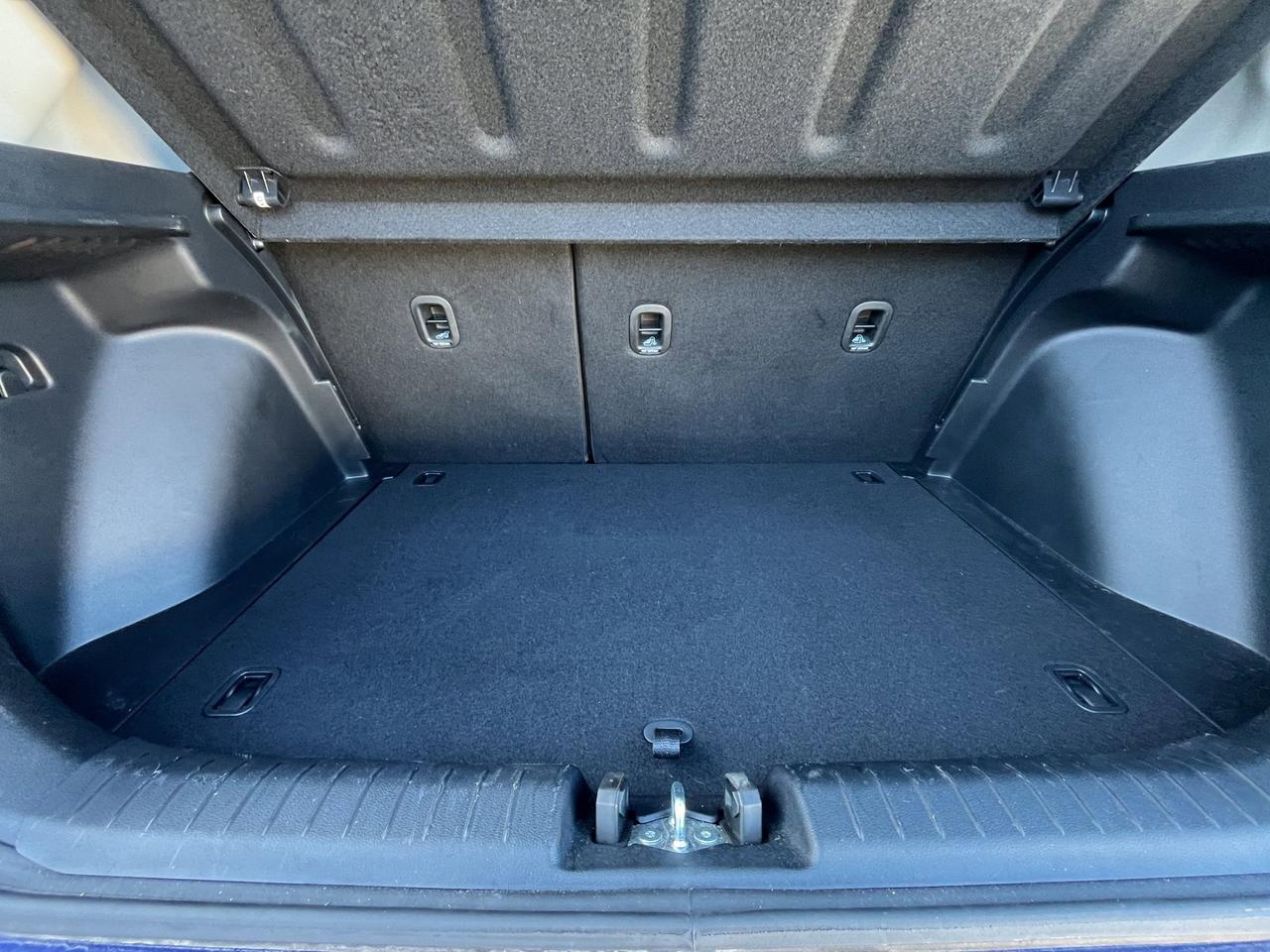 2023 Hyundai Venue Essential | Reverse Cam | Heated Seats Photo