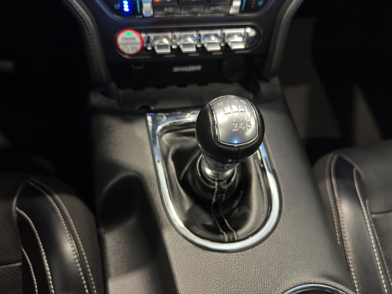 2015 Ford Mustang GT Premium Photo