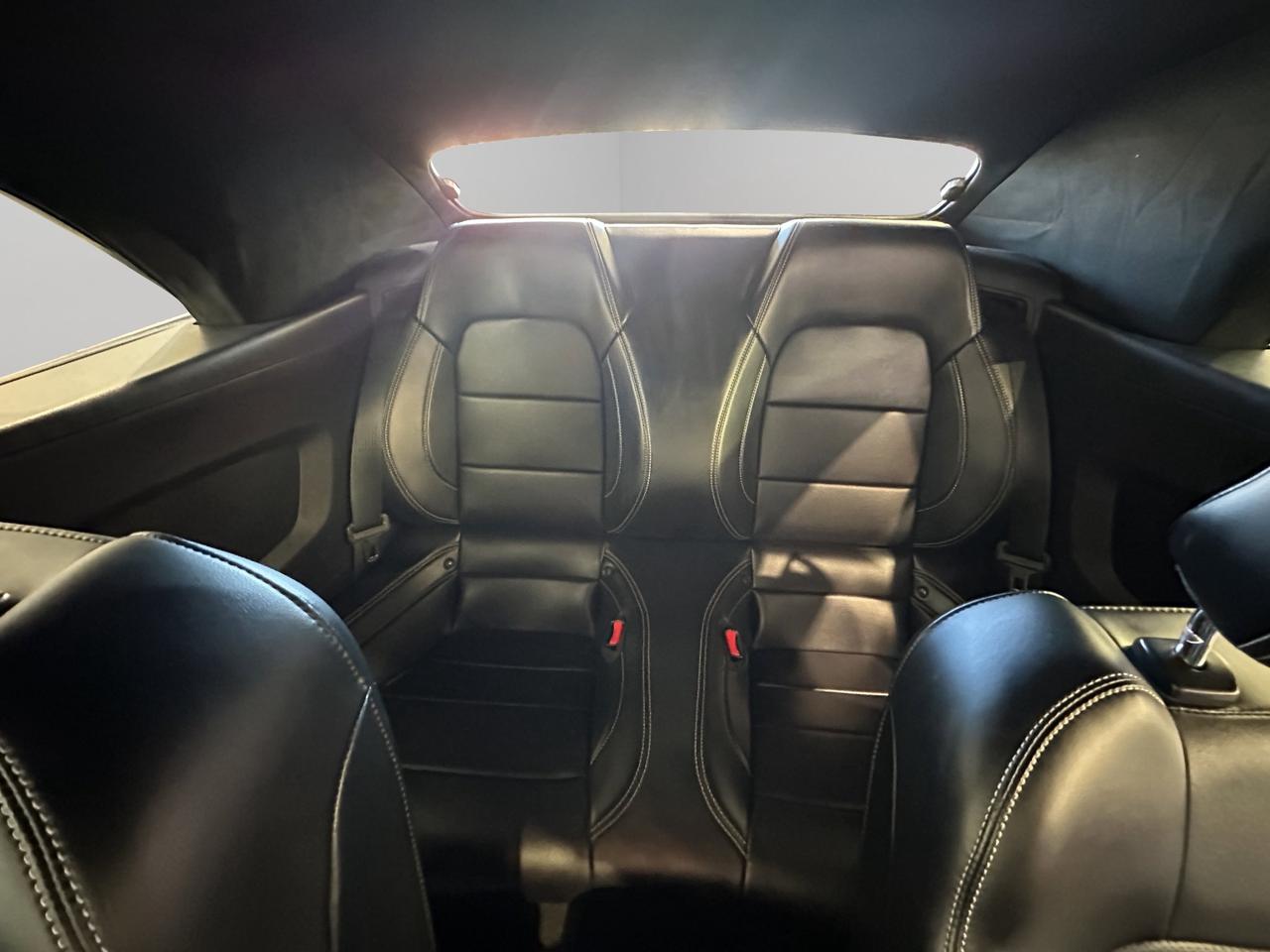 2015 Ford Mustang GT Premium Photo