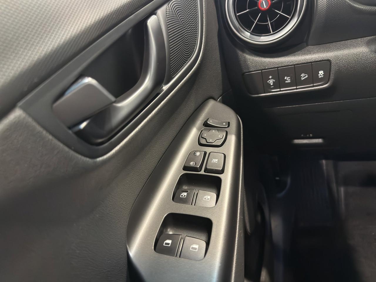 2022 Hyundai KONA N Line Ultimate | Reverse Cam | Heated Seats Photo