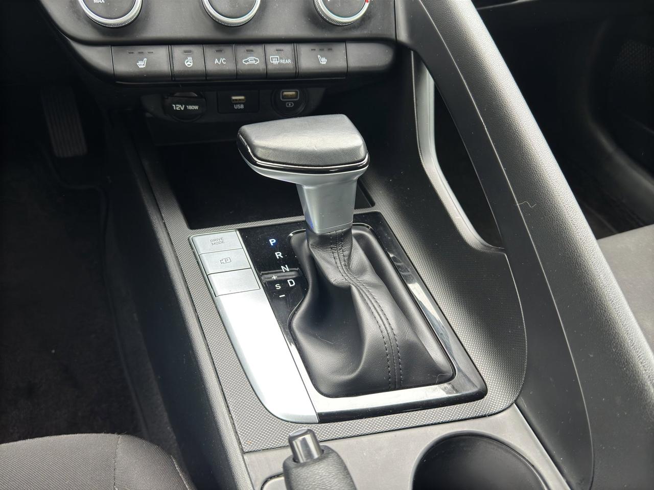 2021 Hyundai Elantra Preferred | Reverse Cam | Heated Seats Photo