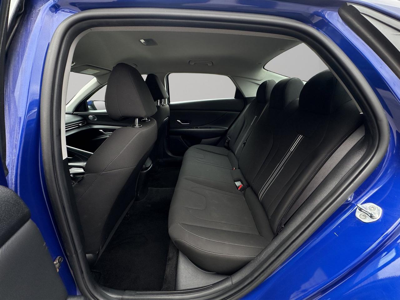 2021 Hyundai Elantra Preferred | Reverse Cam | Heated Seats Photo
