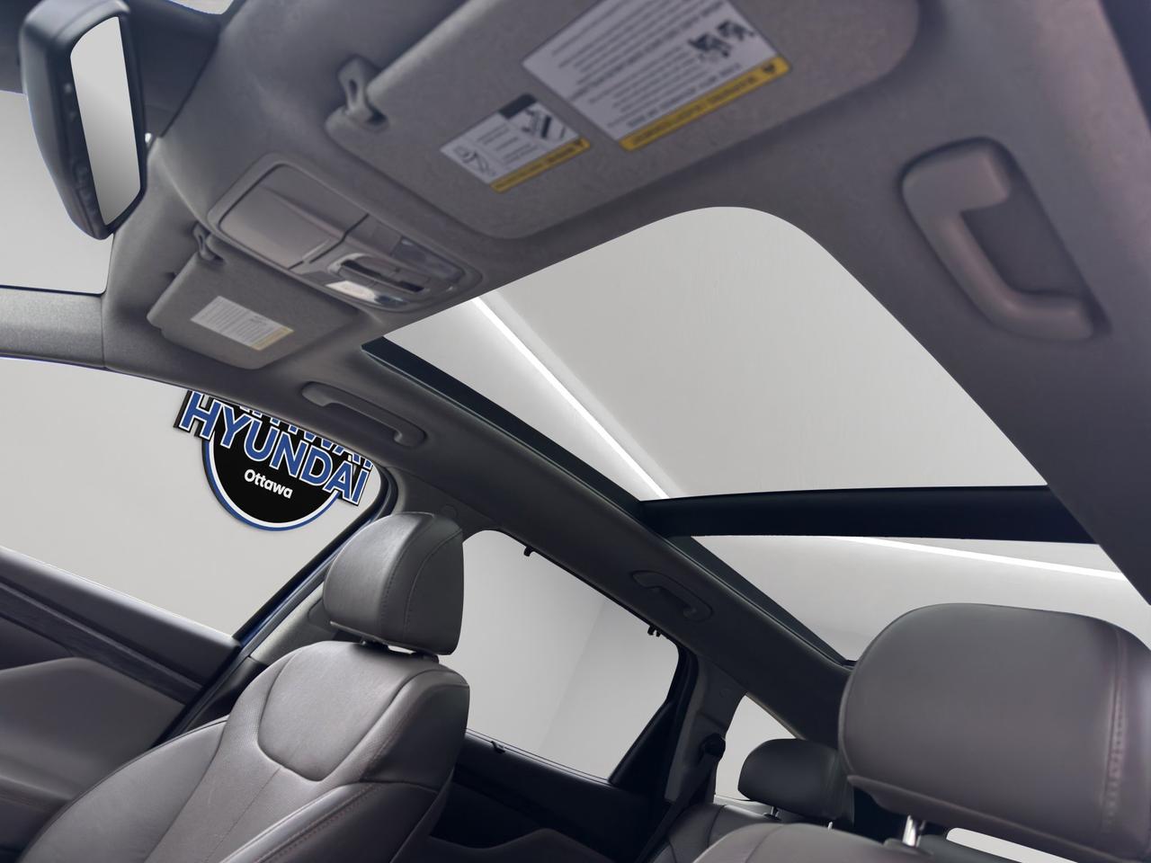 2020 Hyundai Santa Fe Ultimate | Reverse Cam | Sunroof Photo